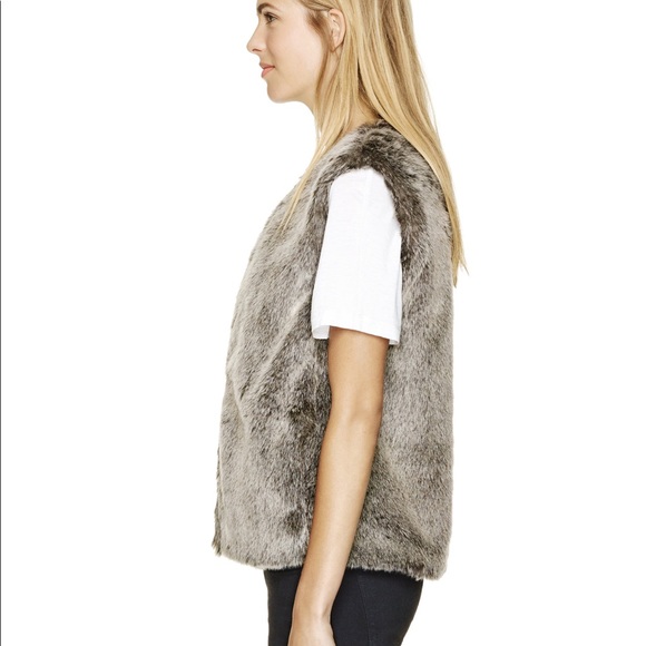 TALULA Park Slope Vest - Picture 2 of 7